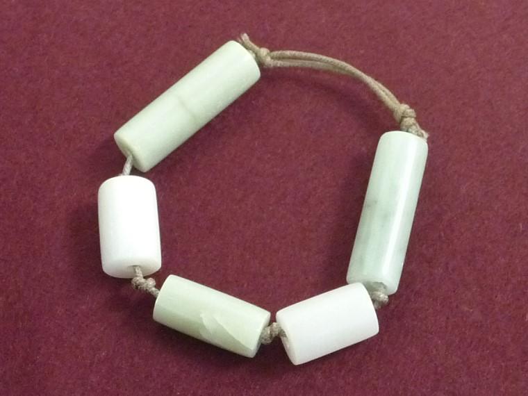 歴史館体験教室「古代のアクセサリーを作ろう！－管玉作り－」 - 講座